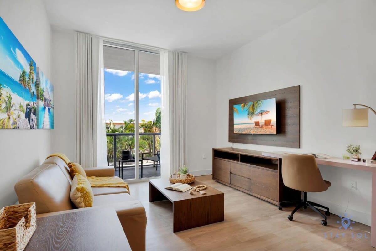 Best Stay - Rooftop Pool & Hot Tub - Hollywood Beach Dış mekan fotoğraf